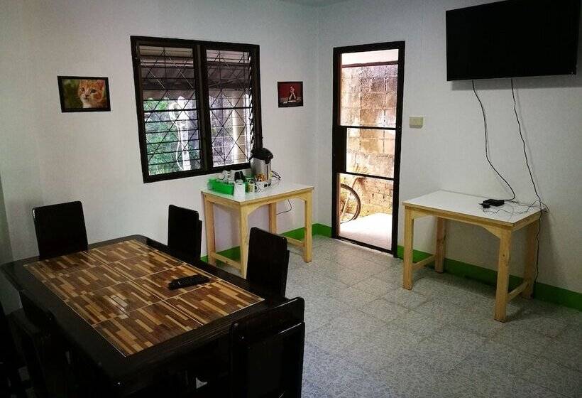 Stay With Jame Hostel