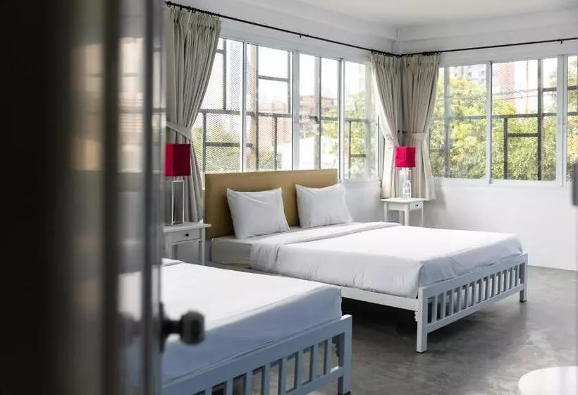 هاستل Bw Thai Art Style