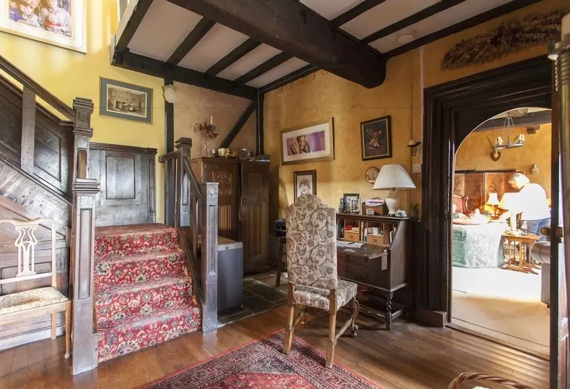 ベッドアンドブレックファースト Brayne Court