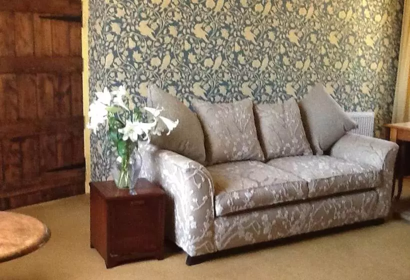 ベッドアンドブレックファースト Brayne Court