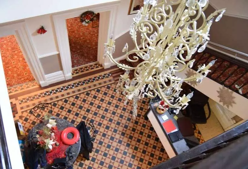 Aamiaismajoitus (B&B) The Grange Boutique Guest House