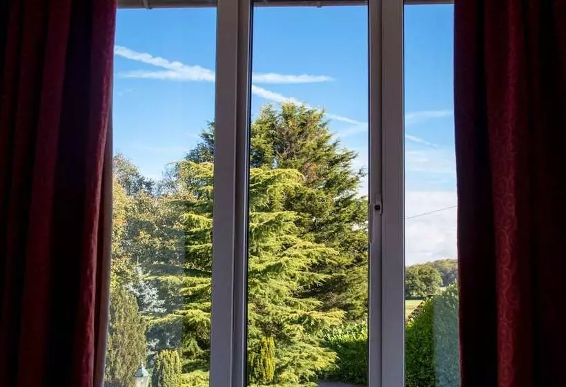 Aamiaismajoitus (B&B) The Grange Boutique Guest House