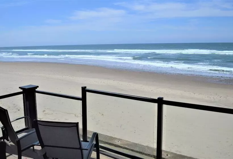 Hotelli Beachfront Manor