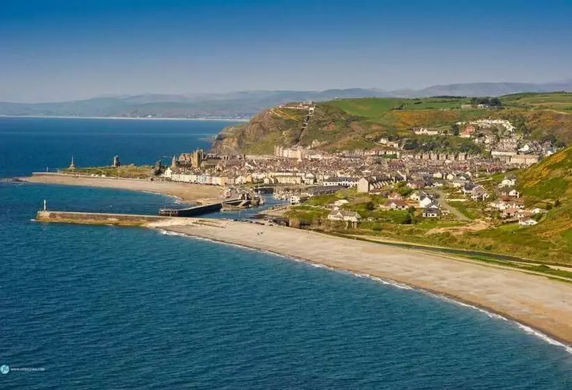 ホテル Queensbridge