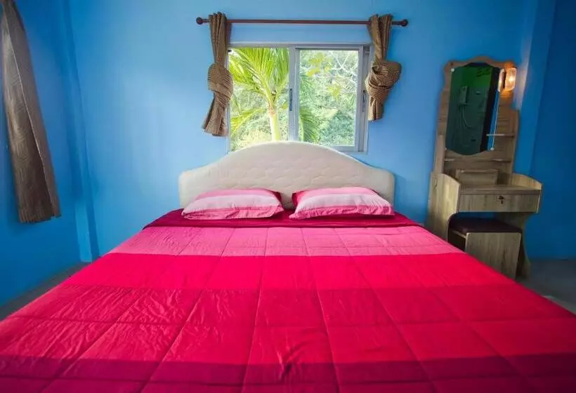 Hotelli Sea View Resort