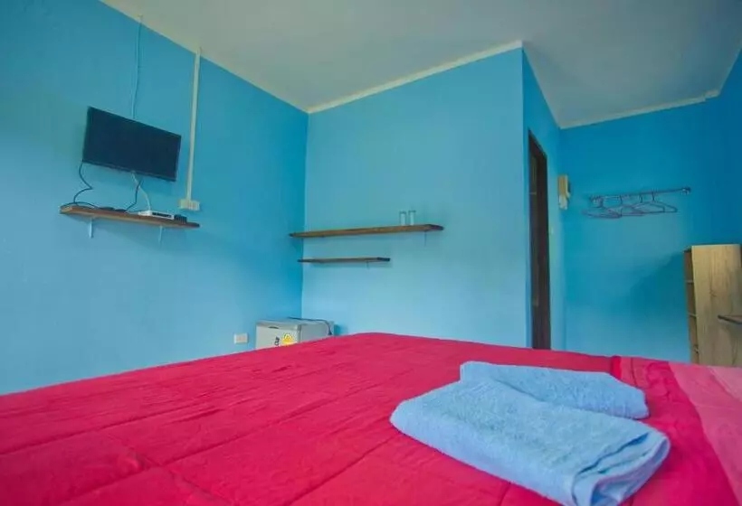 Hotelli Sea View Resort