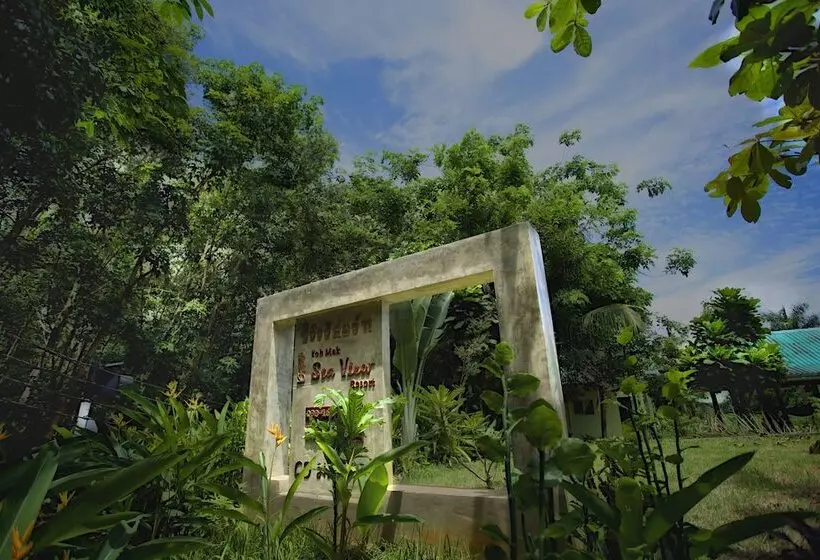 Hotelli Sea View Resort