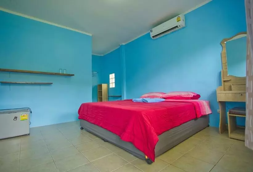 Hotelli Sea View Resort