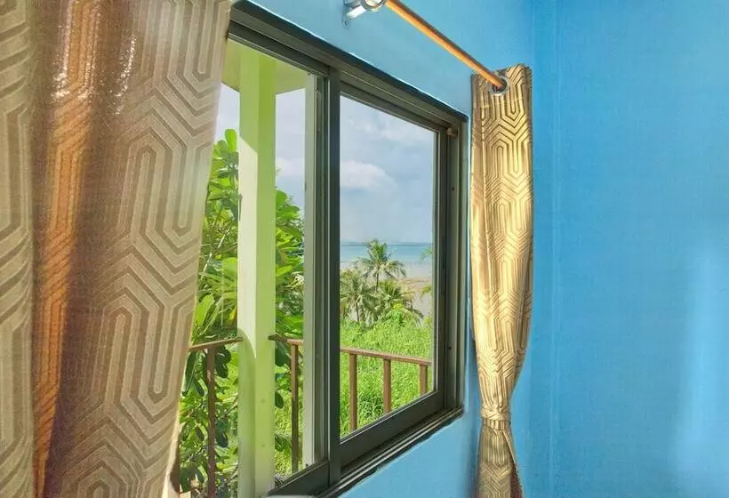 Hotelli Sea View Resort