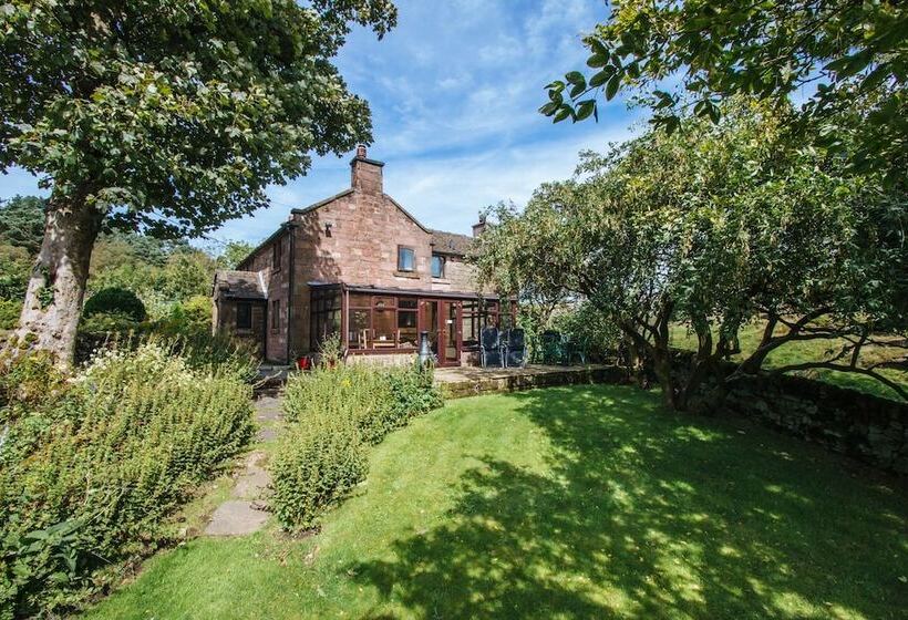 Aamiaismajoitus (B&B) Hen Cloud Cottage