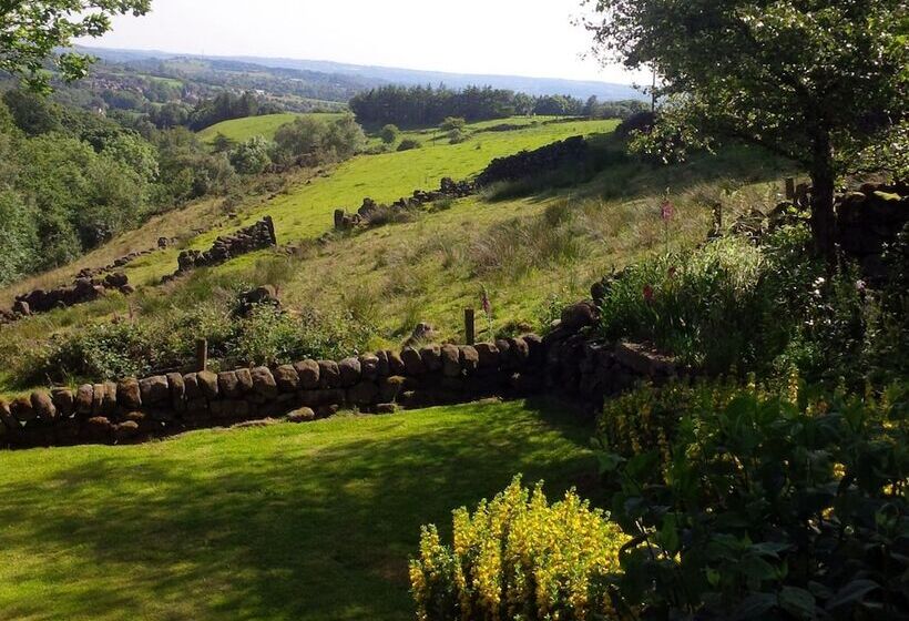 Aamiaismajoitus (B&B) Hen Cloud Cottage