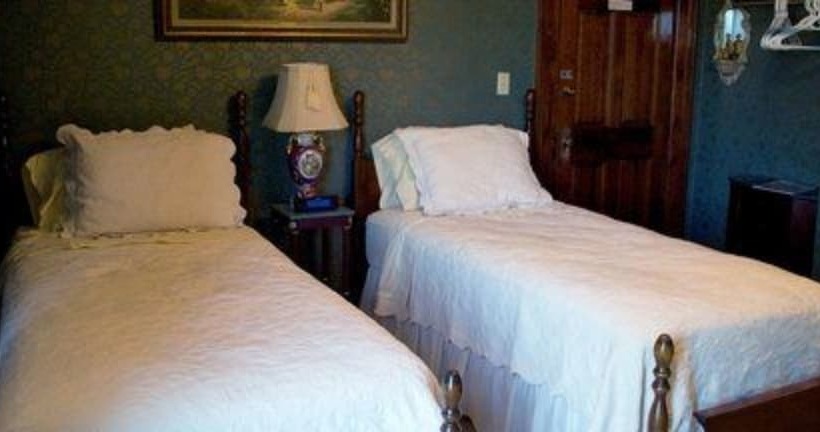 צימר J. Paule's Fenn Inn