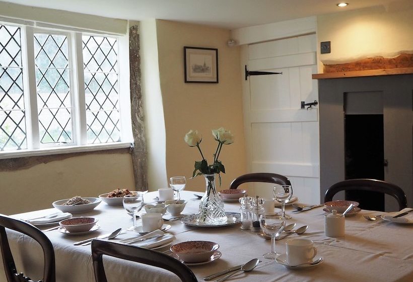 Nightingale Cottage Bed And Breakfast