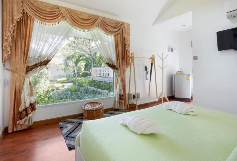 Otel Aquna Hua Hin Resort