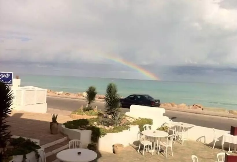 Hotelli Flamingo Beach