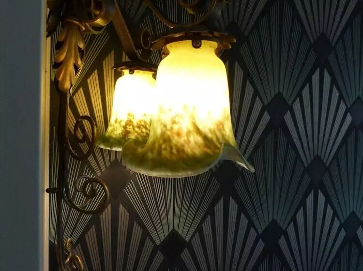 Hotelli Hôtel Le Bretagne