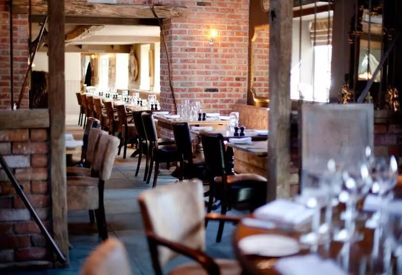 Hotelli The White Horse