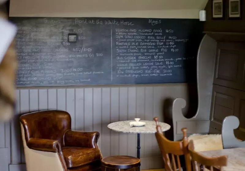 Hotelli The White Horse