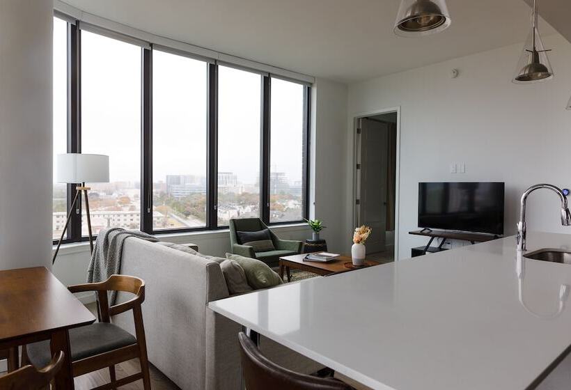 Locale Medical Center   Houston