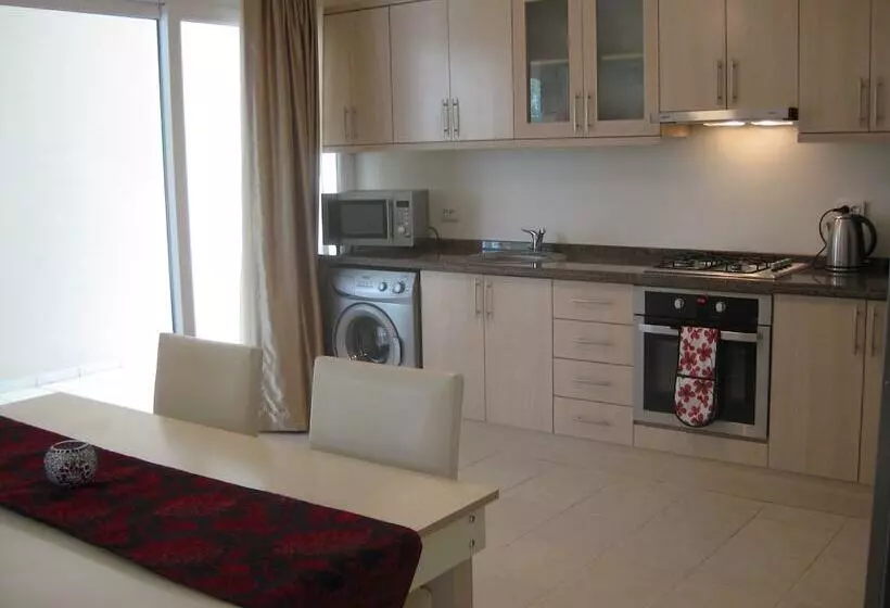 Orka Olivia Apartments