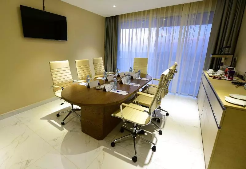 Protea Hotel By Marriott Kampala Skyz