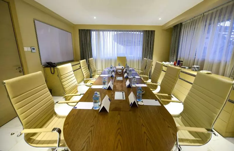 Protea Hotel By Marriott Kampala Skyz