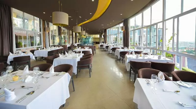 Protea Hotel By Marriott Kampala Skyz