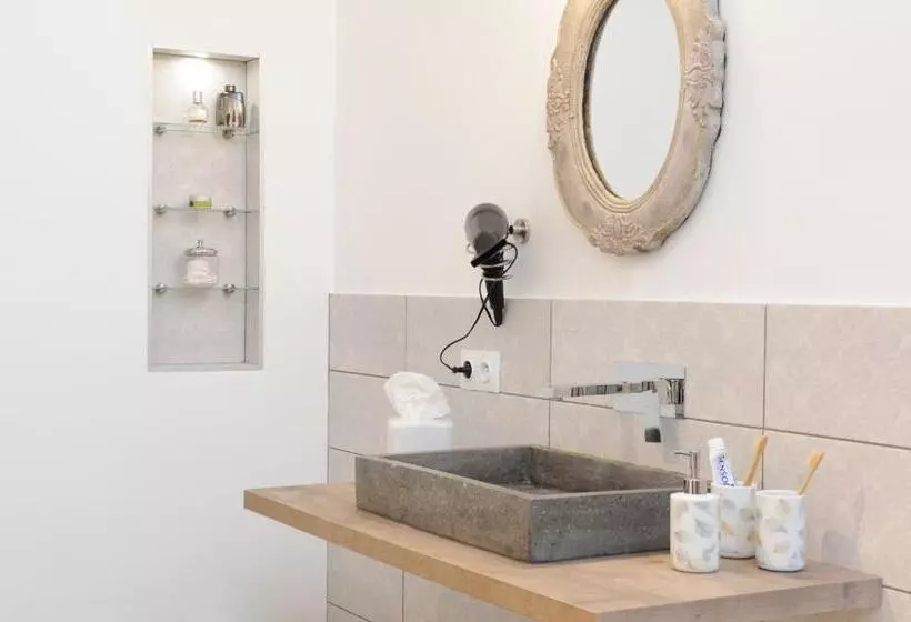 ベッドアンドブレックファースト Domaine De La Brave