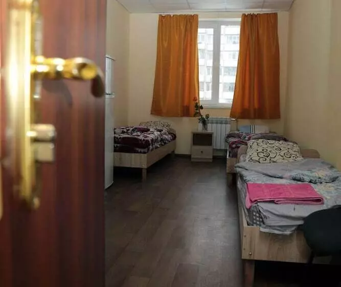 Hostel Raduga