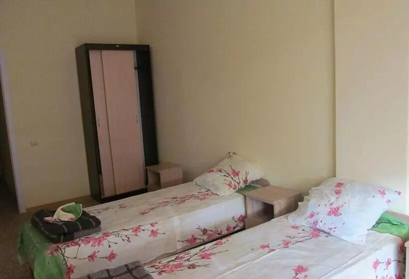 Hostel Raduga