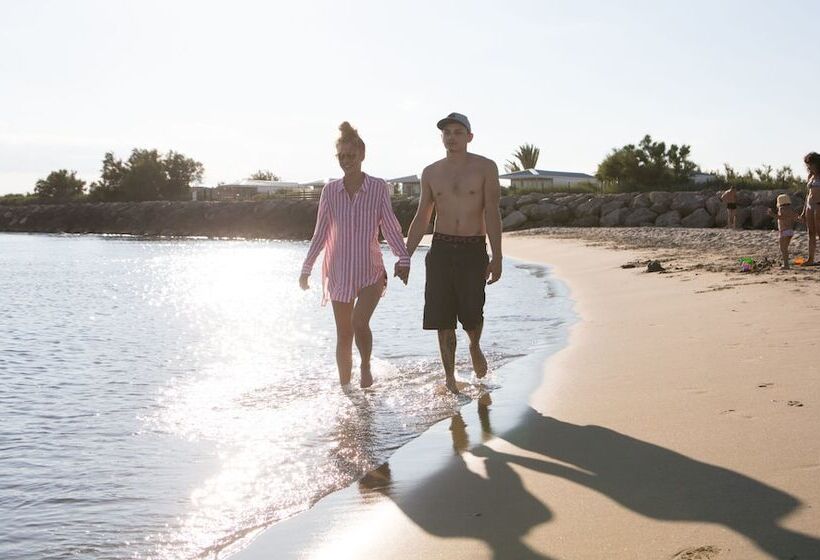 هتل Oh! Campings Le Clos Du Rhône