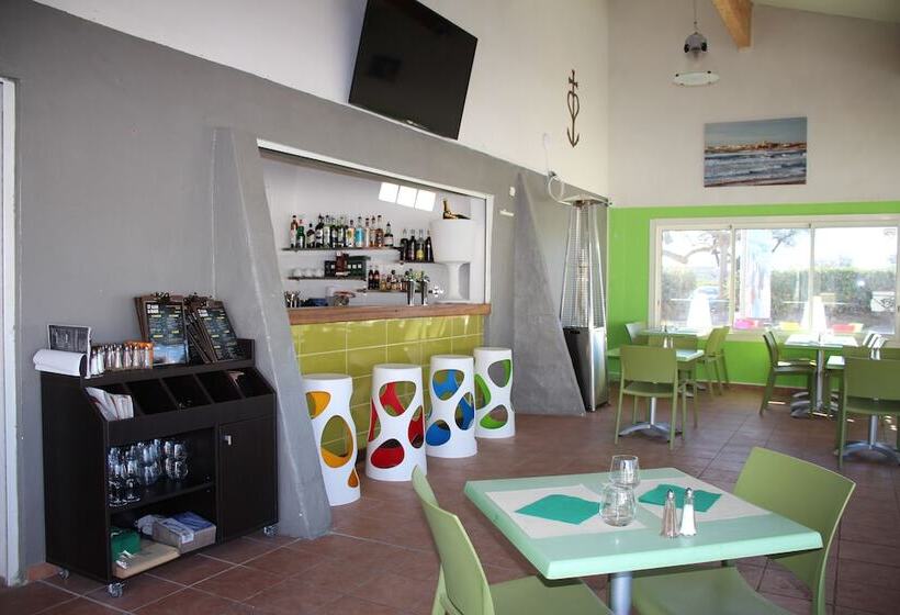 هتل Oh! Campings Le Clos Du Rhône