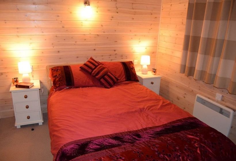 Otel Fritton Lake Retreats