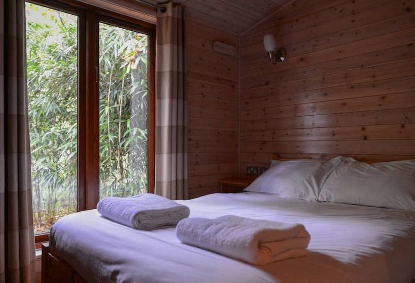 Otel Fritton Lake Retreats