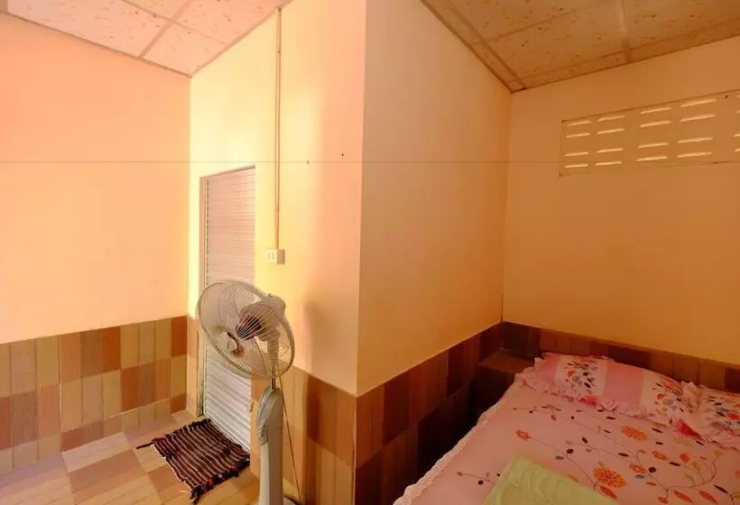 Hotelli Sangthong Resort