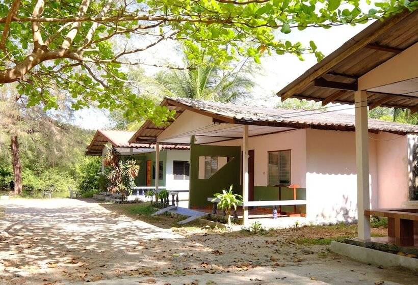 ホテル Sangthong Resort