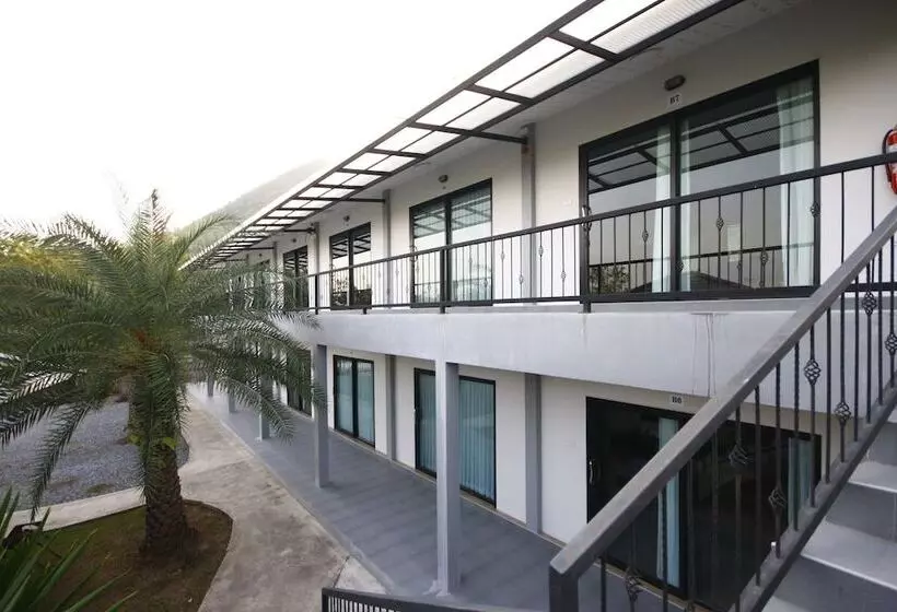 ホテル Siriniran Resort