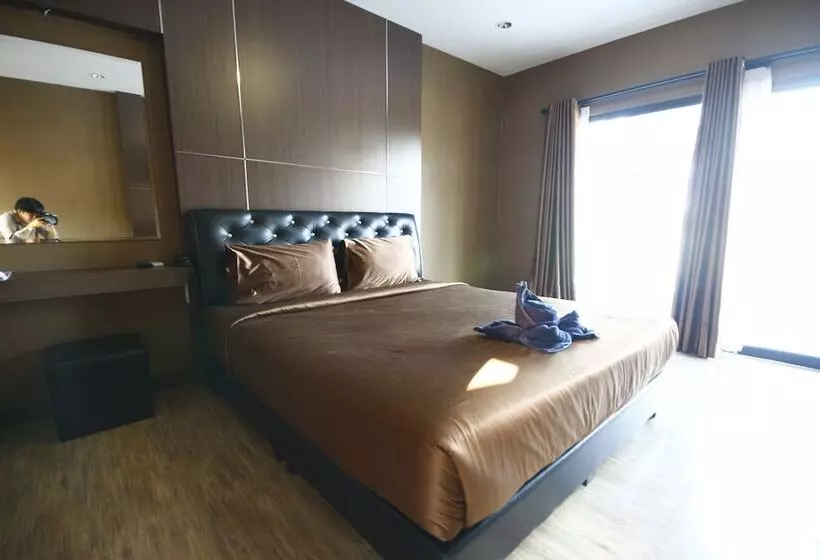 ホテル Siriniran Resort