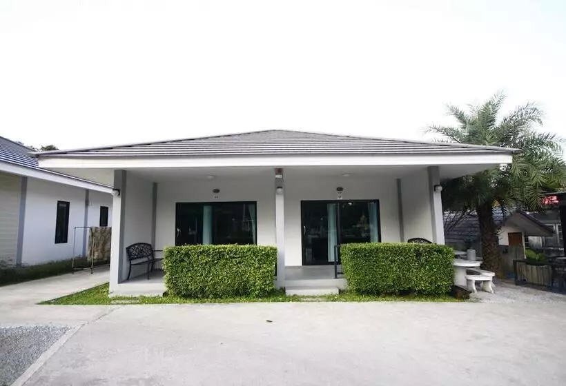 ホテル Siriniran Resort