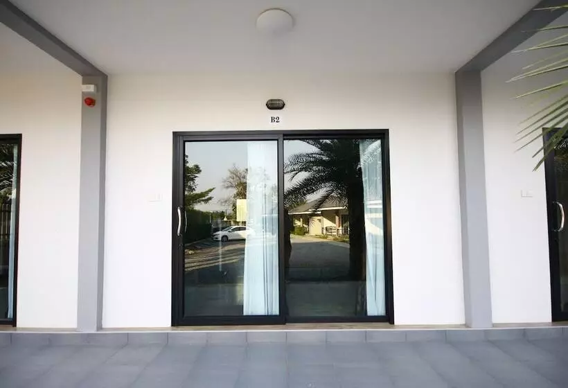 ホテル Siriniran Resort