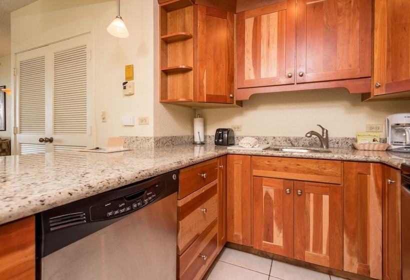 Kaanapali Shores By Kbm Hawaii Vacations