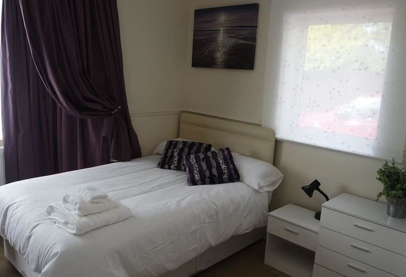 ペンション Jaylets Budget Earl Shilton