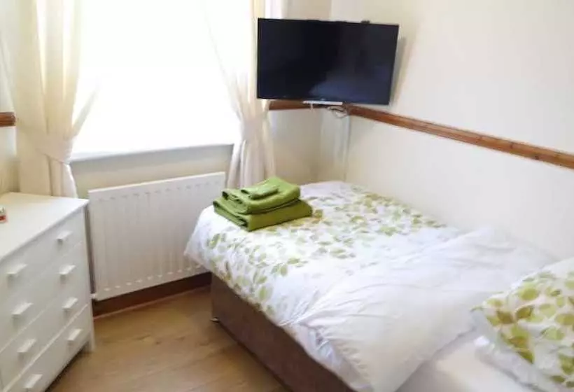 پانسیون Jaylets Budget Earl Shilton