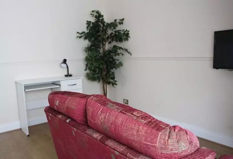 پانسیون Jaylets Budget Earl Shilton