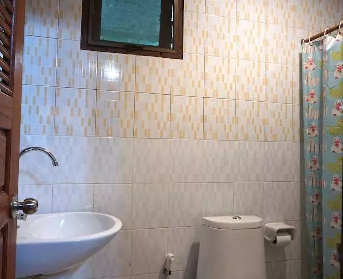 پانسیون Settee Homestay