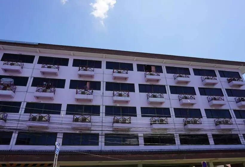 Premier Hotel Nakhonsithammarat