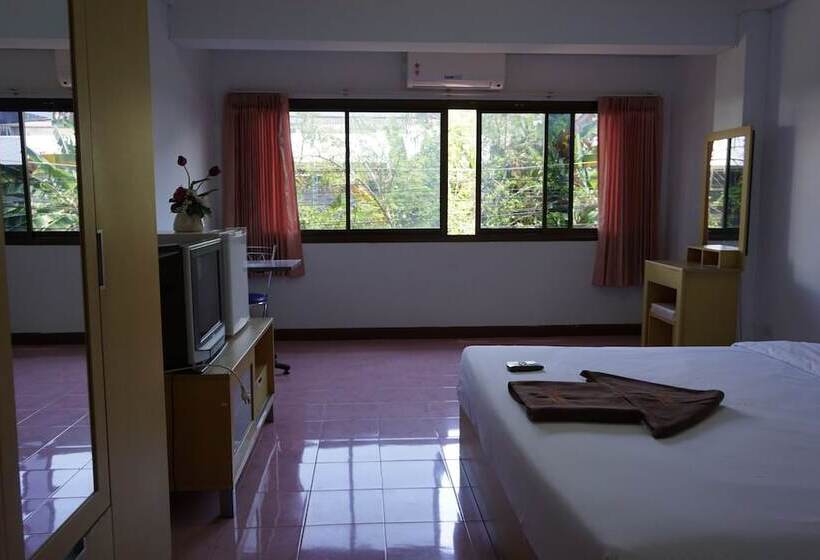 Premier Hotel Nakhonsithammarat