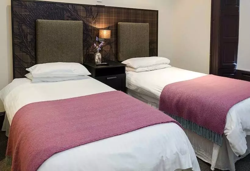 Thrums Hotel, Kirriemuir