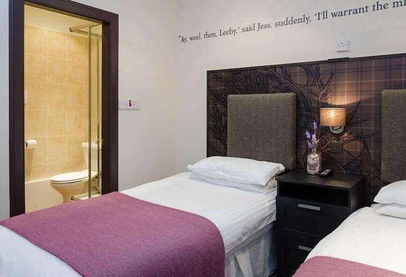 Thrums Hotel, Kirriemuir