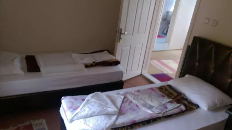 ユースホステル Karadut Pansiyon Nemrut